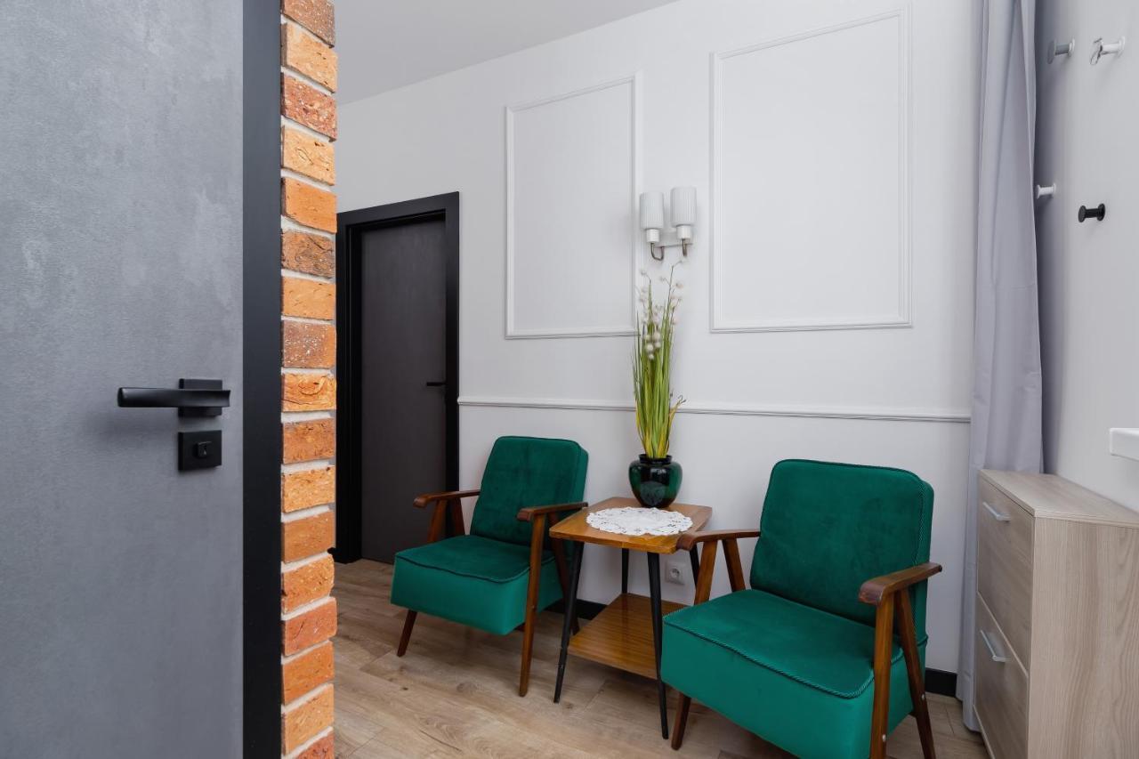 Apartments Osiedle Szkolne Cracow By Noclegi Renters Cracovia Exterior foto